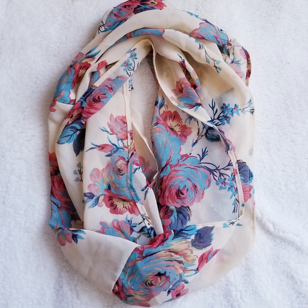 Infinity scarf